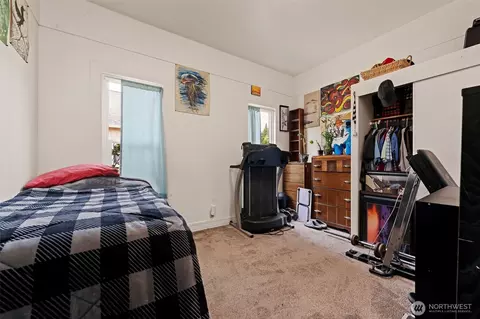 Bedroom - 1218 Cedar St, Raymond, WA 98577 photo 2 of 3