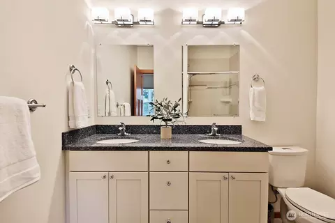 Bath - 259 Laurel Loop, Langley, WA 98260 photo 2 of 5