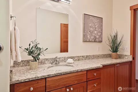 Bath - 259 Laurel Loop, Langley, WA 98260 photo 5 of 5