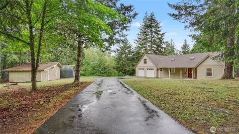 150 E Shadow Ln, Shelton, WA 98584