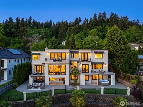 3921 202nd Pl SE, Sammamish, WA 98075