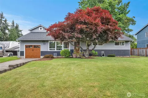 9015 218th St SW, Edmonds, WA 98026
