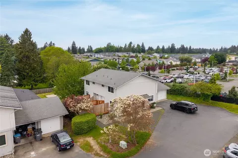 1034 Hanford Ave, Bremerton, WA 98310