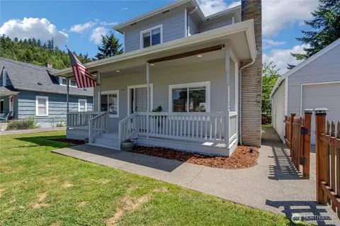 413 Long St, Wilkeson, WA 98396