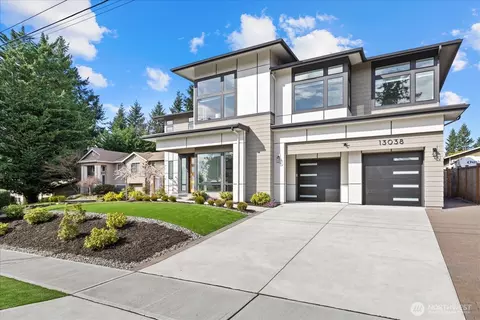 13038 NE 102nd Pl, Kirkland, WA 98033