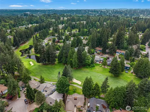 View/Area - 15823 29th Dr SE, Mill Creek, WA 98012 photo 2 of 4