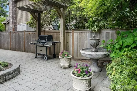 Exterior - 15823 29th Dr SE, Mill Creek, WA 98012 photo 4 of 5