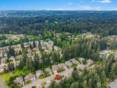 View/Area - 15823 29th Dr SE, Mill Creek, WA 98012 photo 5 of 5