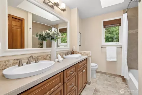 Bath - 15823 29th Dr SE, Mill Creek, WA 98012 photo 5 of 5