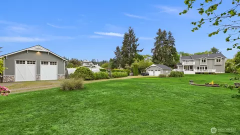 15390 Broom St NE, Bainbridge Island, WA 98110