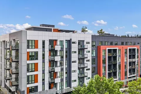 1085 NE Ave Ne 103rd #100, Bellevue, WA 98004