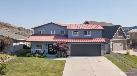 25053 SW Wanapum St, Quincy, WA 98848