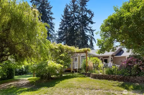11019 NE 140th St, Kirkland, WA 98034