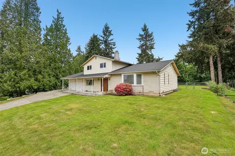 Exterior - 5401 Ocean Ave, Everett, WA 98203 photo 3 of 9