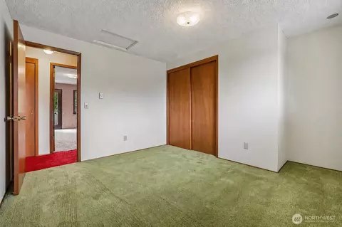 Bedroom - 5401 Ocean Ave, Everett, WA 98203 photo 6 of 6