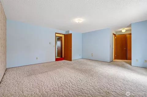 Bedroom - 5401 Ocean Ave, Everett, WA 98203 photo 2 of 6