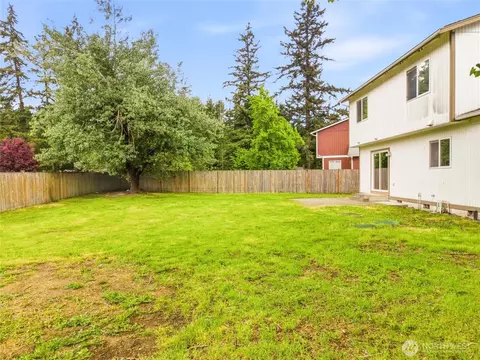 Exterior - 3202 240th Street Ct E, Spanaway, WA 98387 photo 7 of 9