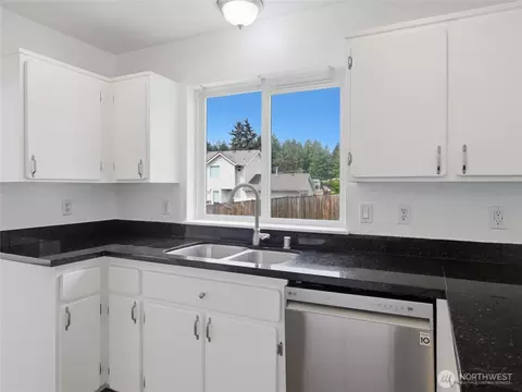 Kitchen - 3202 240th Street Ct E, Spanaway, WA 98387 photo 4 of 5