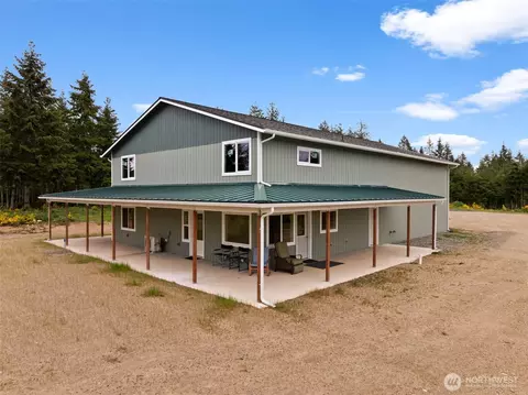 1363 E Crestview Dr, Shelton, WA 98584