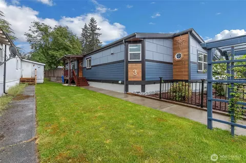 602 29th St SE #3, Auburn, WA 98002