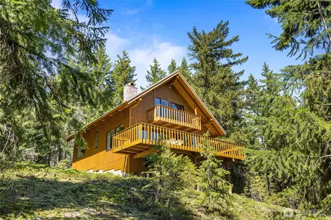 1161 Via Kachess Rd, Easton, WA 98925