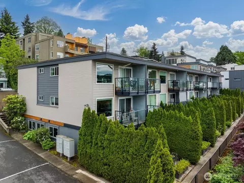3420 15th Ave W #307, Seattle, WA 98119