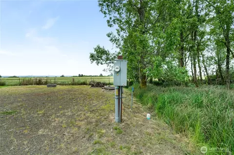 556 Duck Lake Dr NE, Ocean Shores, WA 98569