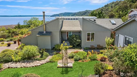 25918 75th Ave SW, Vashon, WA 98070