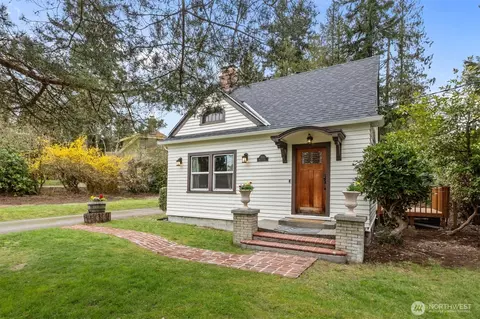 Exterior - 7030 Beverly Blvd, Everett, WA 98203 photo 2 of 10
