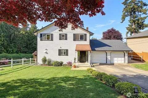 1225 SE Camano Dr, Camano Island, WA 98282