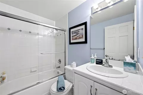 Bath - 2107 N 63rd St, Seattle, WA 98103 photo 3 of 4