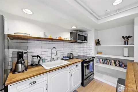 Kitchen - 2107 N 63rd St, Seattle, WA 98103 photo 3 of 5