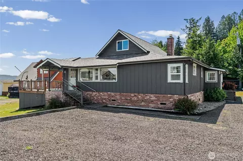 50 N Tillicum Beach Ln, Shelton, WA 98584