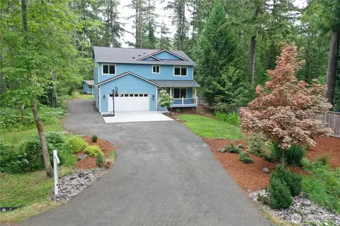 8645 Evergreen Dr NE, Olympia, WA 98506