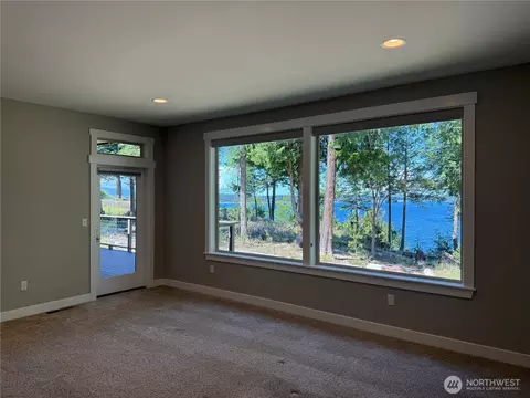 Living - 442 Buck Loop Rd, Sequim, WA 98382 photo 8 of 8