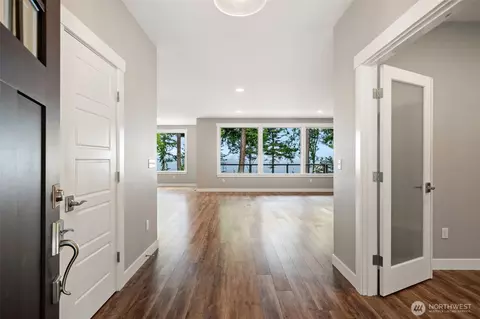 Entry Way - 442 Buck Loop Rd, Sequim, WA 98382 photo 2 of 2