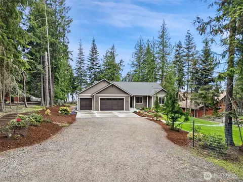442 Buck Loop Rd, Sequim, WA 98382
