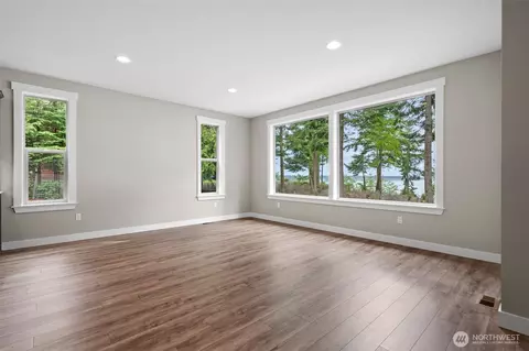 Living - 442 Buck Loop Rd, Sequim, WA 98382 photo 3 of 8