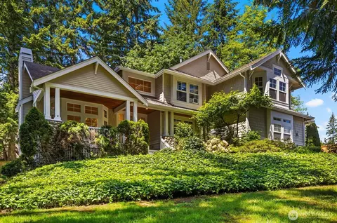 1239 216th Ave NE, Sammamish, WA 98074