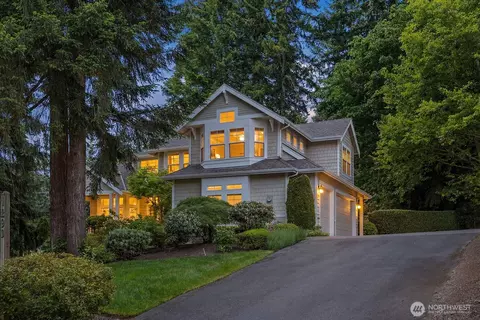 1239 216th Ave NE, Sammamish, WA 98074