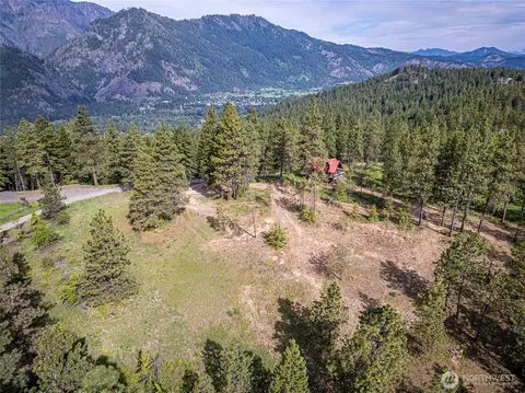 329 First Grade Rd, Leavenworth, WA 98826