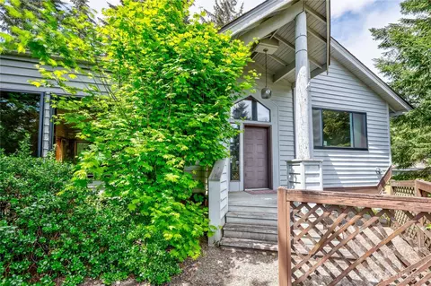 4989 NW Francis Dr, Silverdale, WA 98383