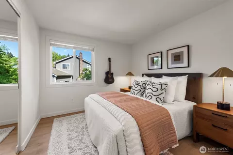 Bedroom - 14824 104th Ave NE, Bothell, WA 98011 photo 3 of 4