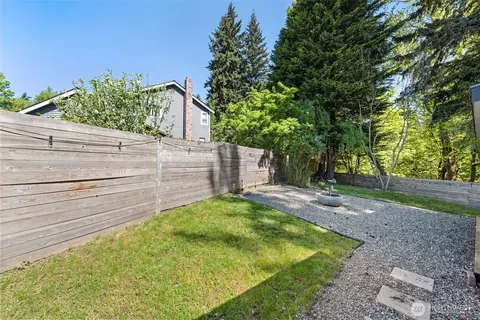 Exterior - 14824 104th Ave NE, Bothell, WA 98011 photo 3 of 6