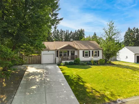 15902 95th Avenue Ct E, Puyallup, WA 98375