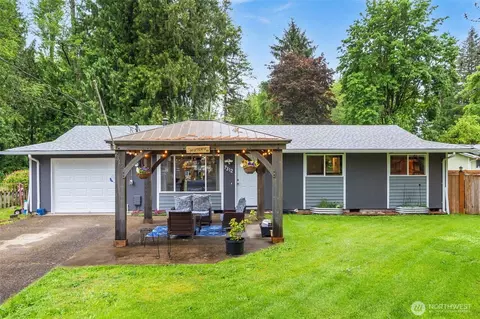 7312 Greenvalley Ct SW, Olympia, WA 98512
