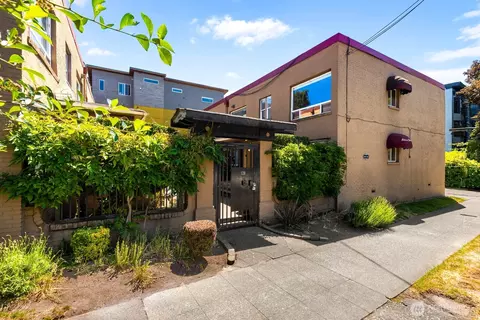 120 14th Ave #12, Seattle, WA 98122