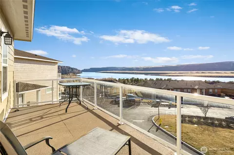 9205 Red Cliff Dr NW #B50, Quincy, WA 98848