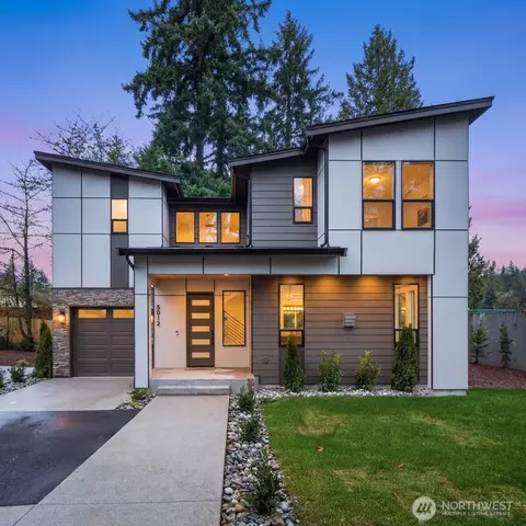 5012 114th Ave NE, Kirkland, WA 98033