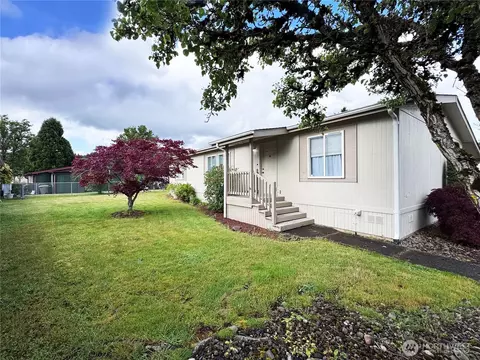 57 Heritage Blvd, Longview, WA 98632 photo 2